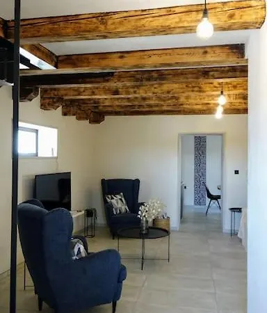 Pepa Villa *